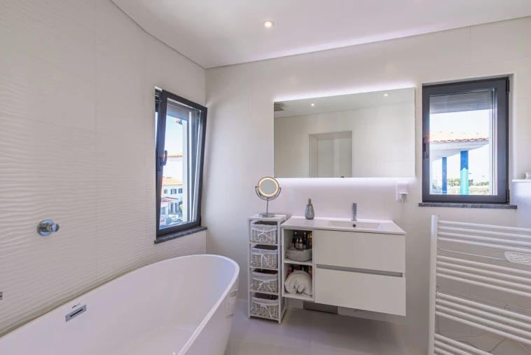 Moradia T3 para Venda em Santo Isidoro Foto 32