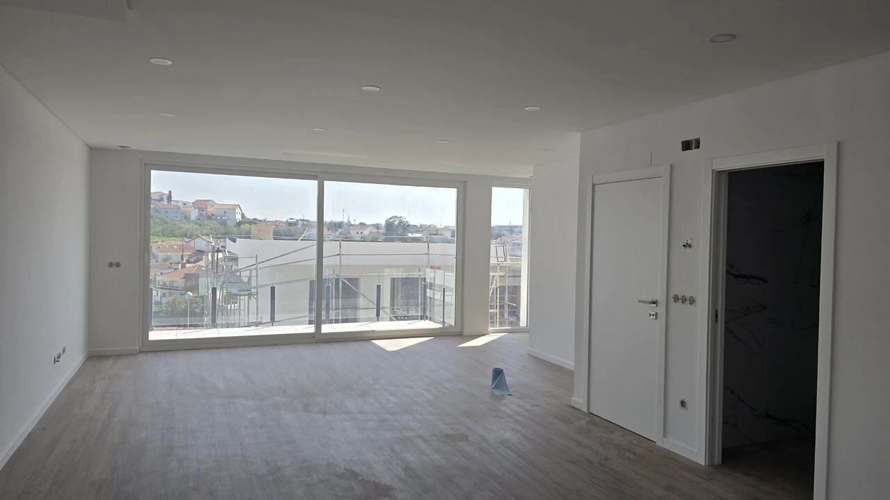 Moradia T3 para Venda em Ericeira Foto 3