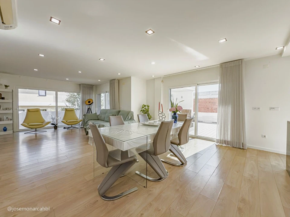 Moradia T4 para Venda em Mafra Foto 3