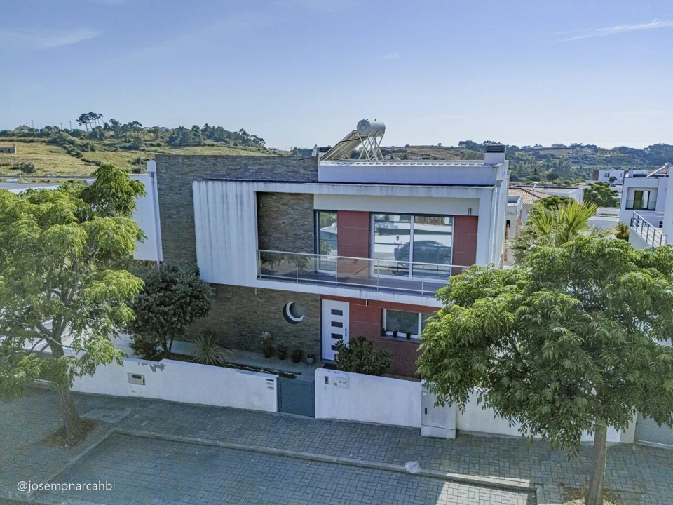 Moradia T4 para Venda em Mafra Foto 1