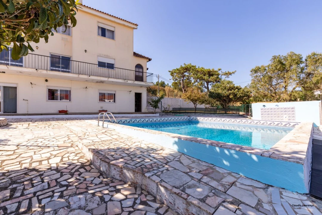 Moradia T6 para Venda em Ericeira Foto 1