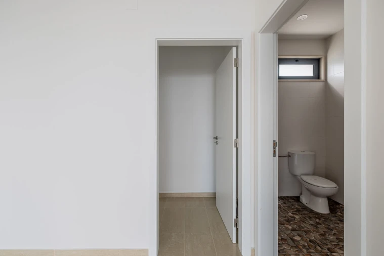 Loja para Venda em Carvoeira Foto 5