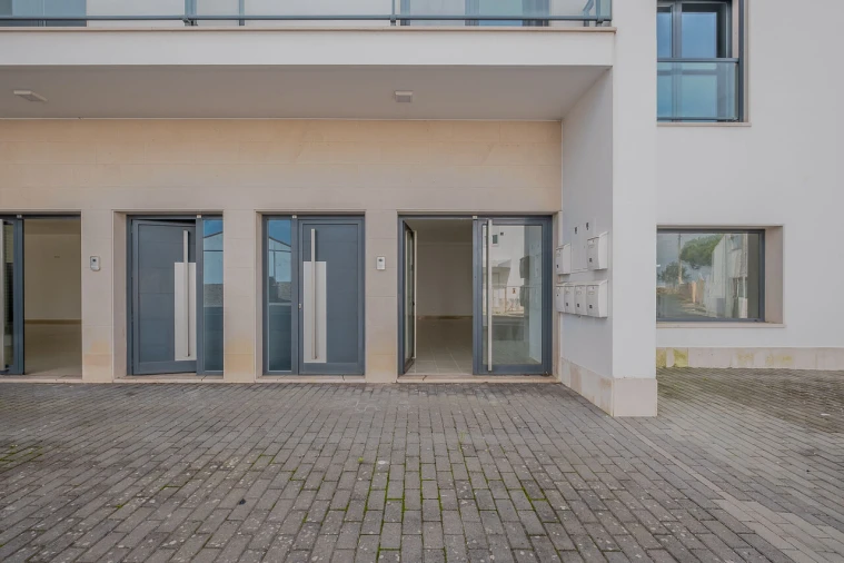 Loja para Venda em Carvoeira Foto 2