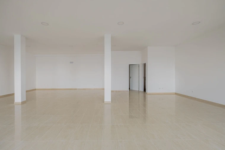 Loja para Venda em Carvoeira Foto 7