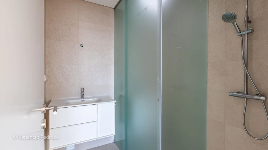 Apartamento T1 para Venda em Ericeira Foto 11