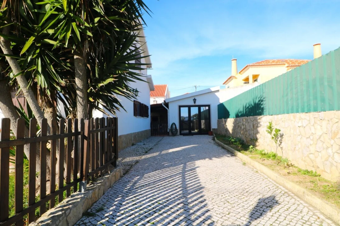 Moradia T6 para Venda em Santo Isidoro Foto 37