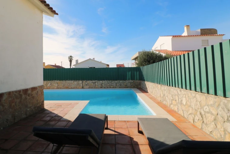 Moradia T6 para Venda em Santo Isidoro Foto 32