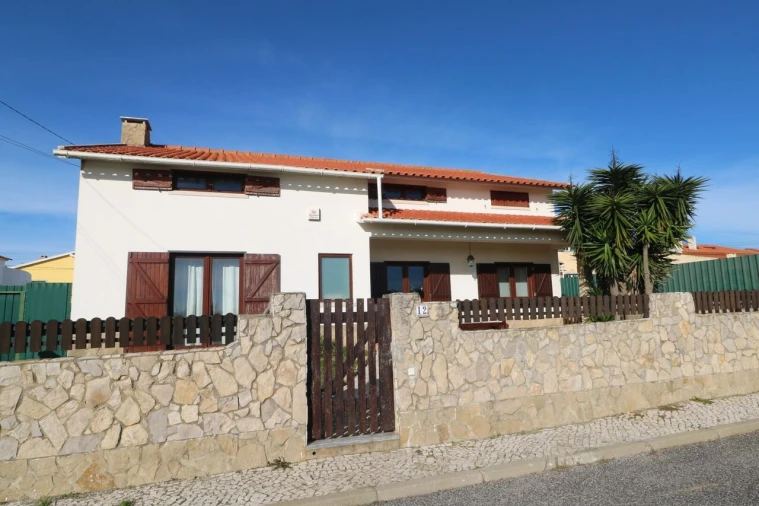 Moradia T6 para Venda em Santo Isidoro Foto 40
