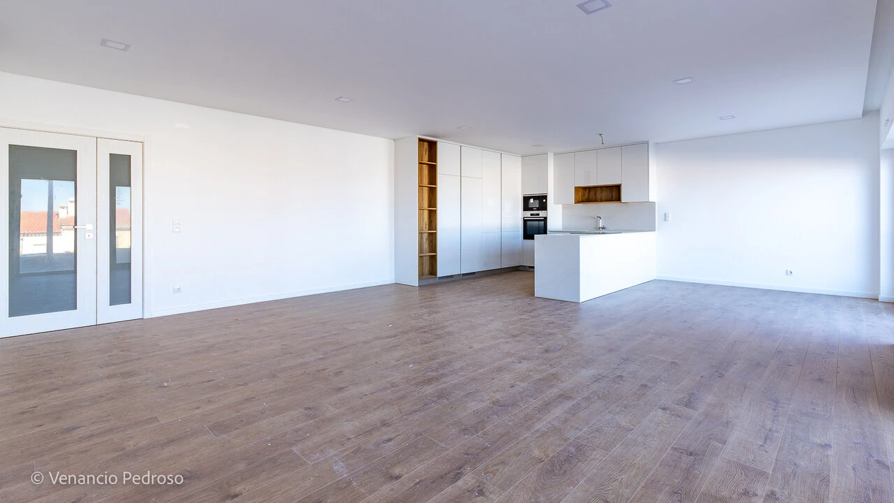 Apartamento T3 para Venda em Ericeira Foto 3