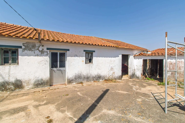 Moradia T1 para Venda em São Pedro da Cadeira Foto 15