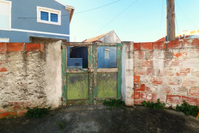 Moradia T1 para Venda em São Pedro da Cadeira Foto 19