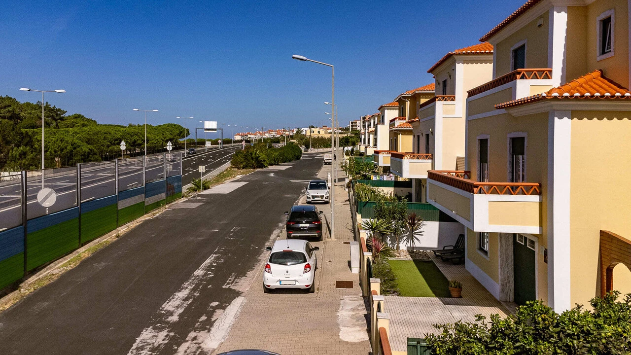 Moradia T4 para Venda em Ericeira Foto 3