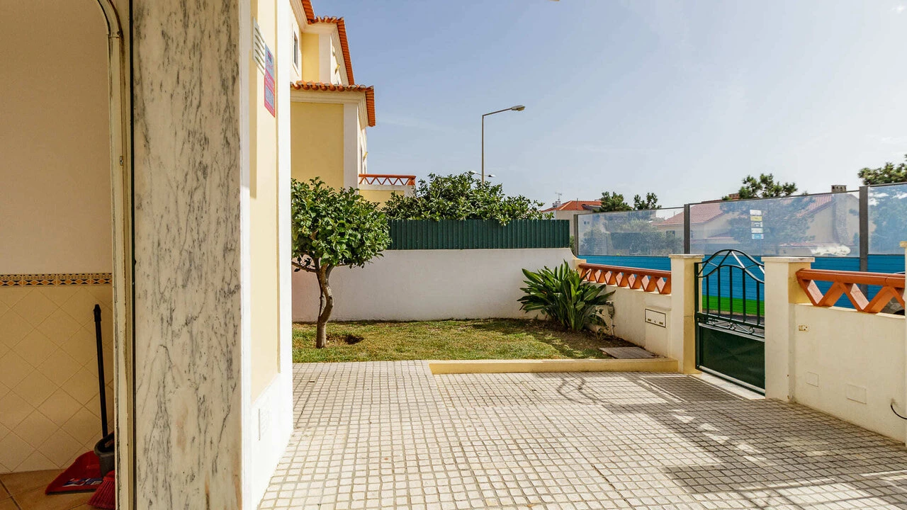 Moradia T4 para Venda em Ericeira Foto 38