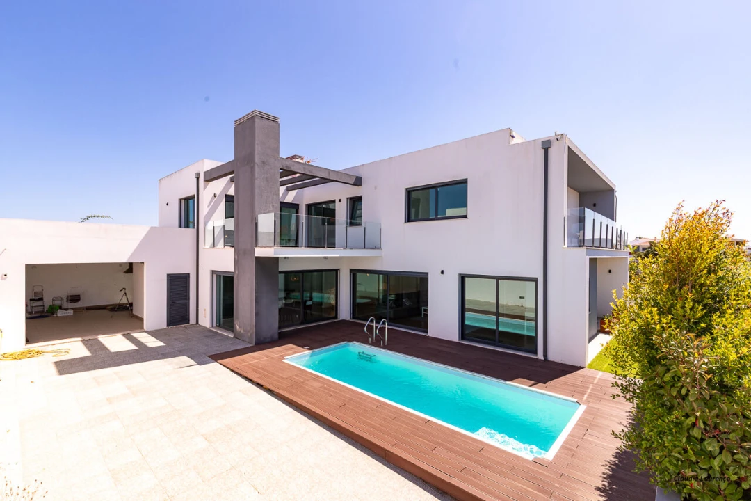 Moradia T5 para Venda em Ericeira Foto 1