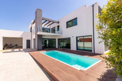 Moradia T5 para Venda em Ericeira