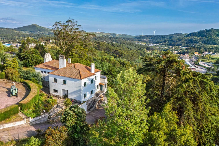 Moradia T5 para Venda em Lousa Foto 9