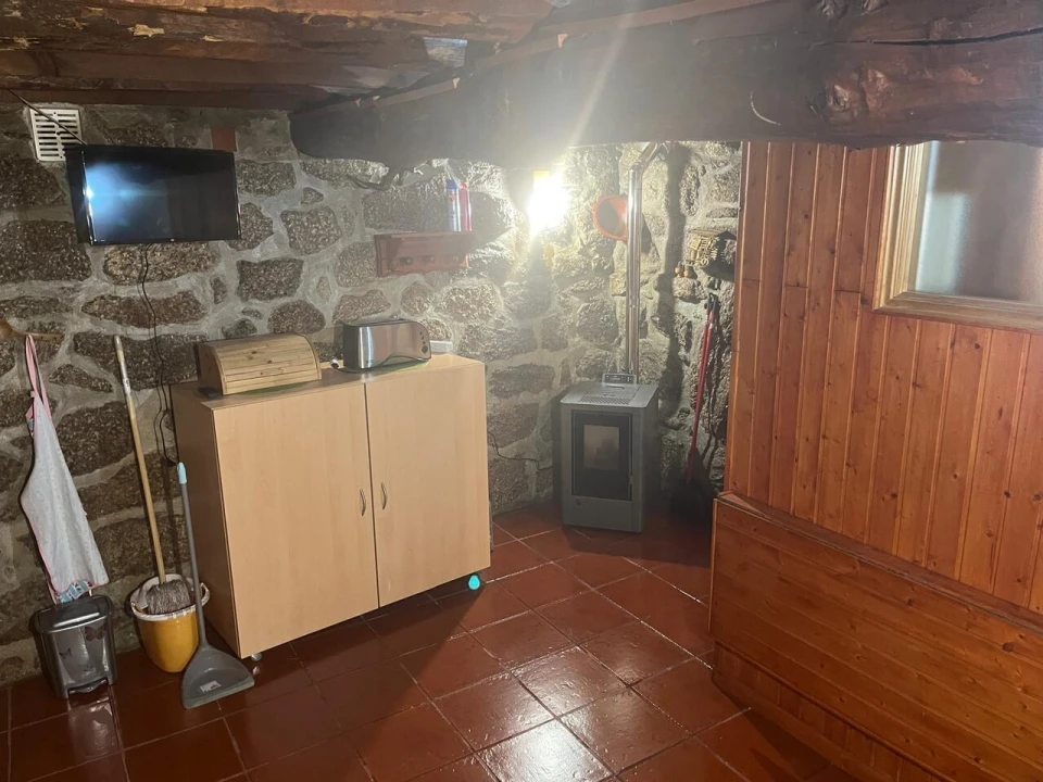 Moradia T2 para Venda em Sabugueiro Foto 4