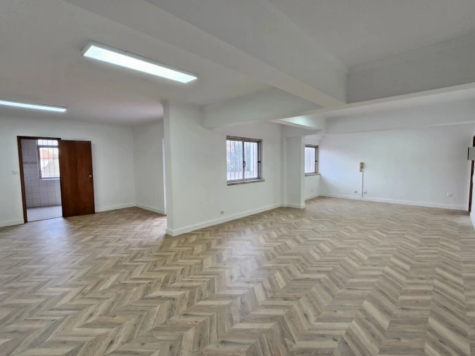 Escritório para Arrendamento em Odivelas Foto 2