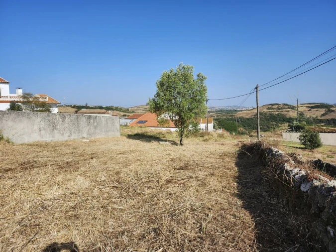 Terreno para Venda em Santo Quintino Foto 2