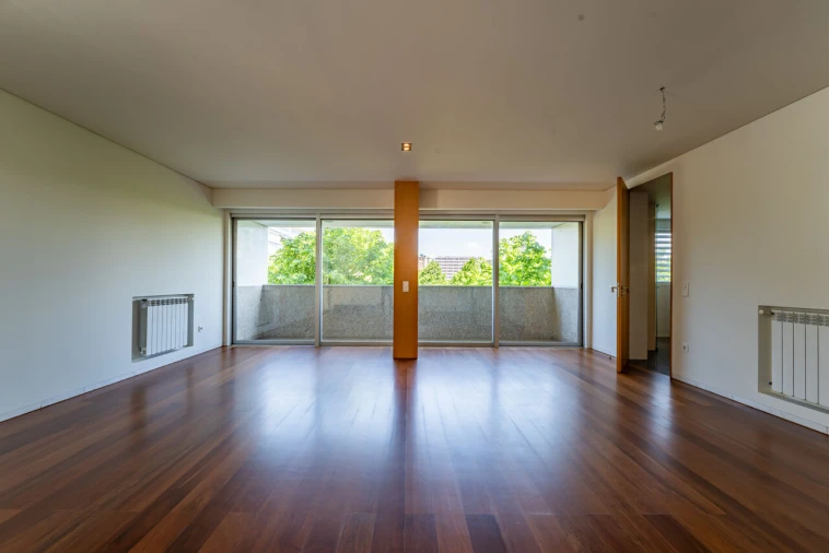 Apartamento T4 para Venda em Campanhã Foto 2