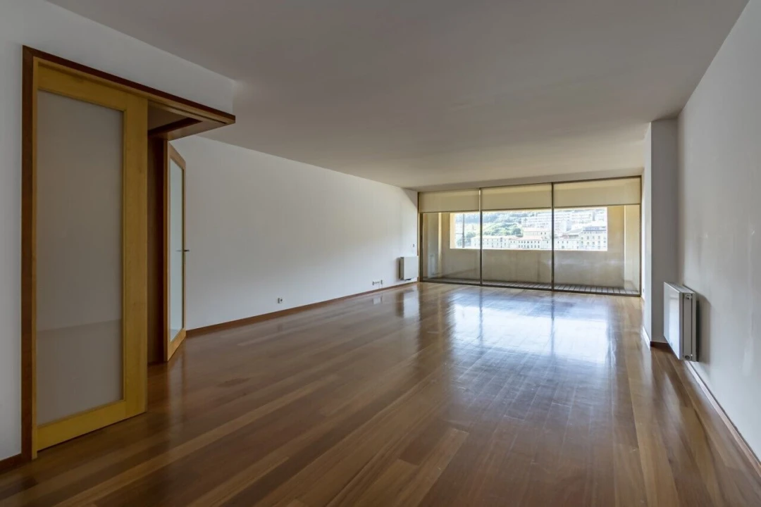 Apartamento T2 para Venda em Lordelo do Ouro e Massarelos Foto 4