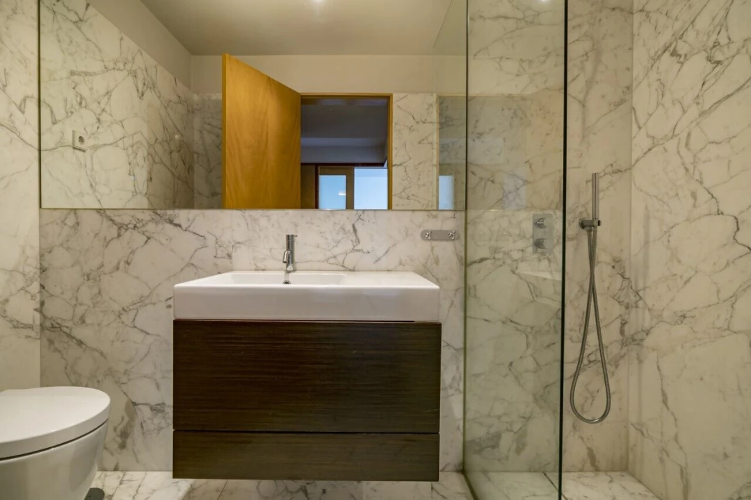 Apartamento T2 para Venda em Lordelo do Ouro e Massarelos Foto 14