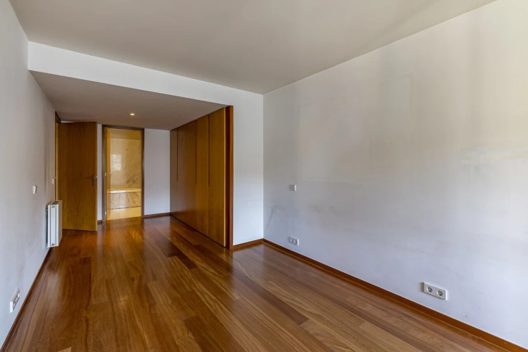 Apartamento T2 para Venda em Lordelo do Ouro e Massarelos Foto 20