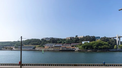 Apartamento T2 para Venda em Lordelo do Ouro e Massarelos