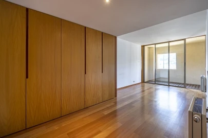 Apartamento T2 para Venda em Lordelo do Ouro e Massarelos