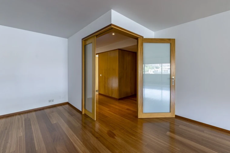 Apartamento T2 para Venda em Lordelo do Ouro e Massarelos Foto 3