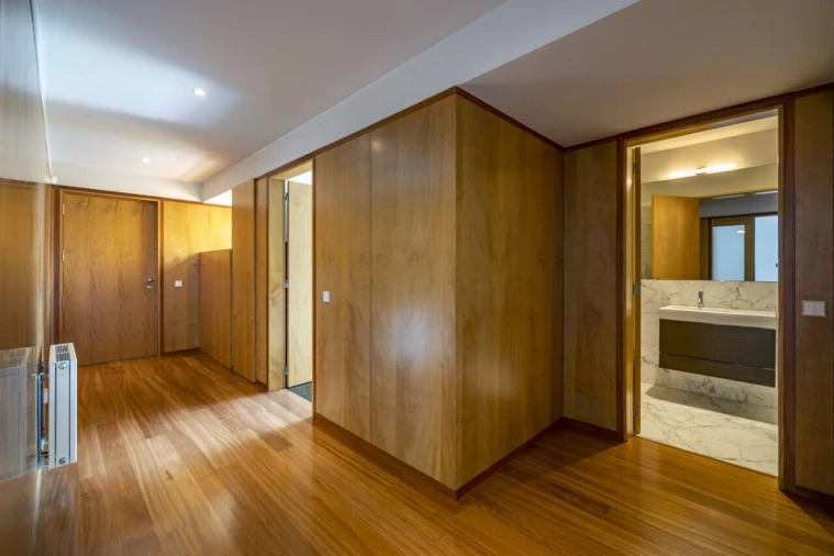Apartamento T2 para Venda em Lordelo do Ouro e Massarelos Foto 7