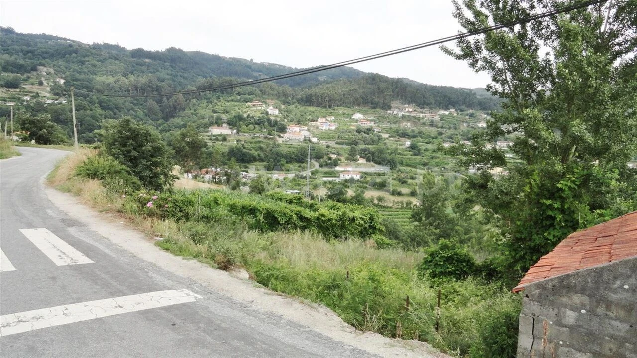 Terreno para Venda em Soalhães Foto 4
