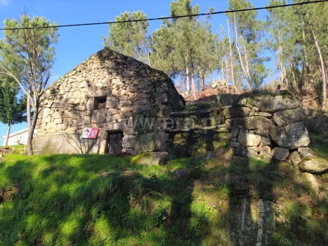 Terreno para Venda em Ferreiros de Tendais Foto 13