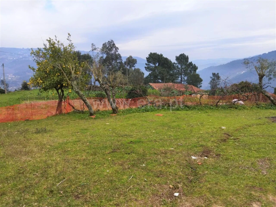 Terreno para Venda em Espadanedo Foto 4