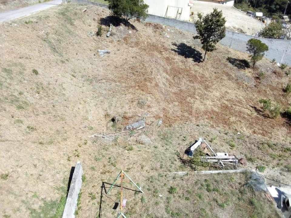 Terreno para Venda em Gove Foto 3