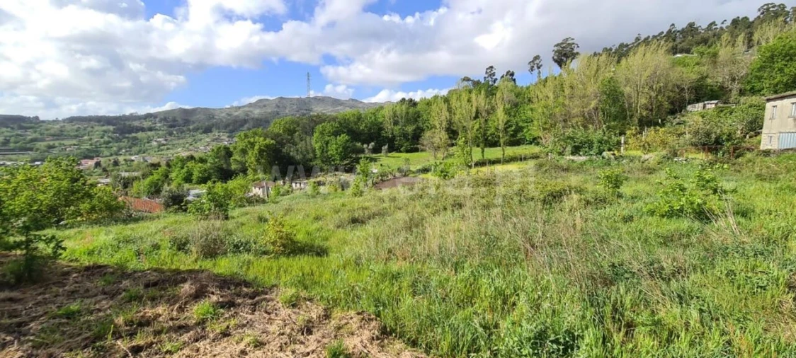 Moradia T1 para Venda em Penhalonga e Paços de Gaiolo Foto 5