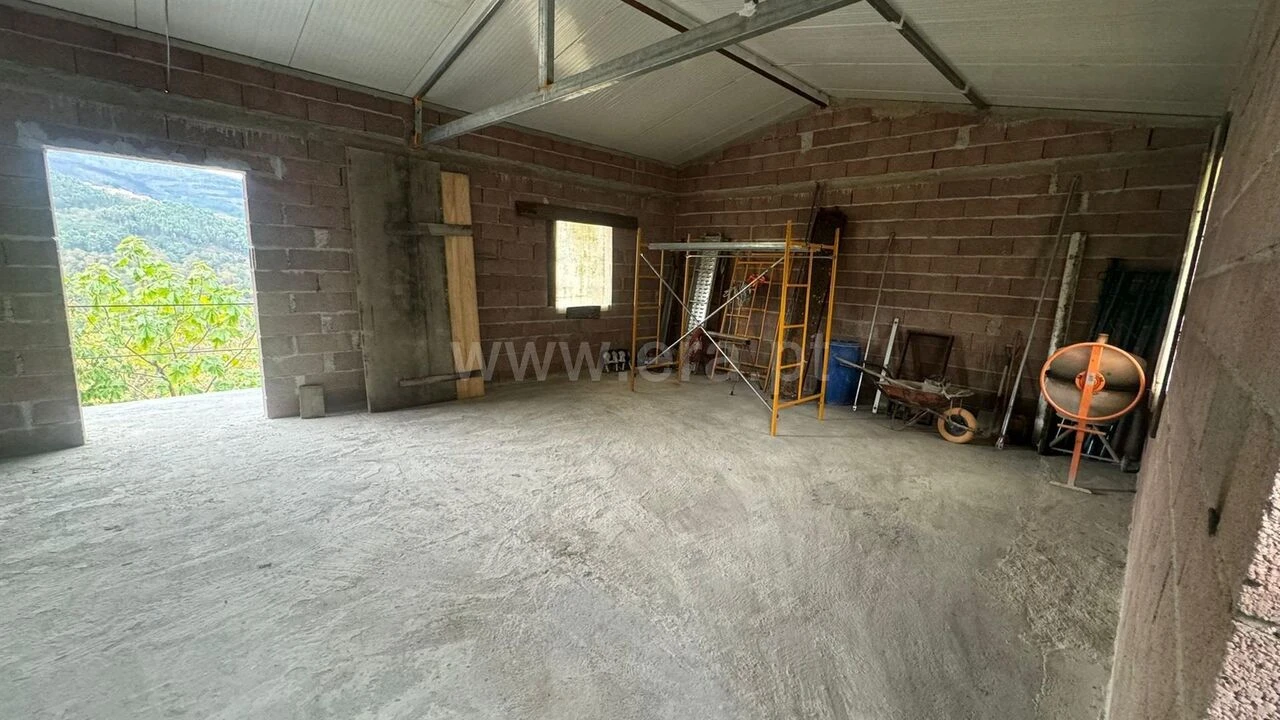 Terreno para Venda em Ferreiros de Tendais Foto 13