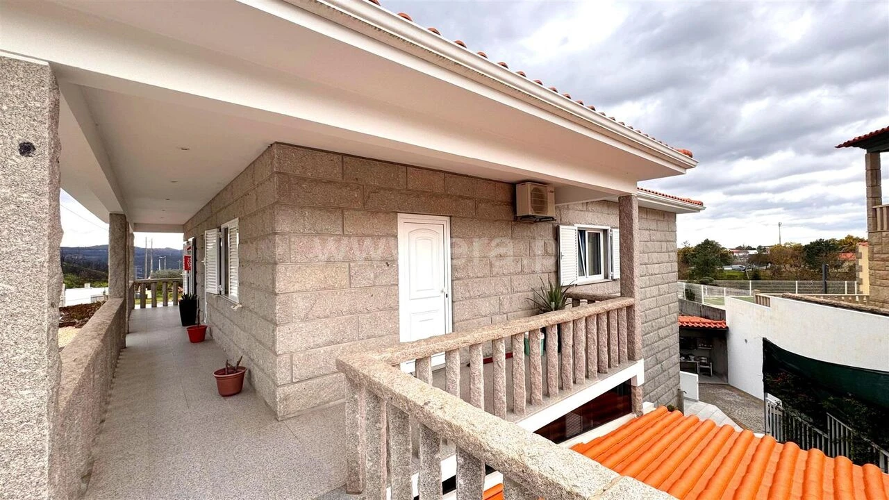 Moradia T3 para Venda em Soalhães Foto 7