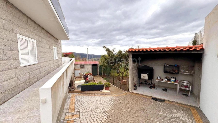 Moradia T3 para Venda em Soalhães Foto 11