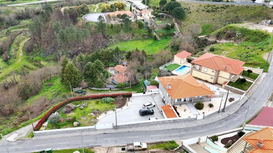 Moradia T3 para Venda em Soalhães Foto 6