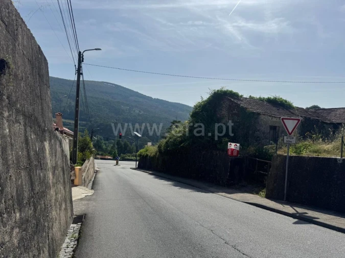 Moradia T1 para Venda em Sousela Foto 13