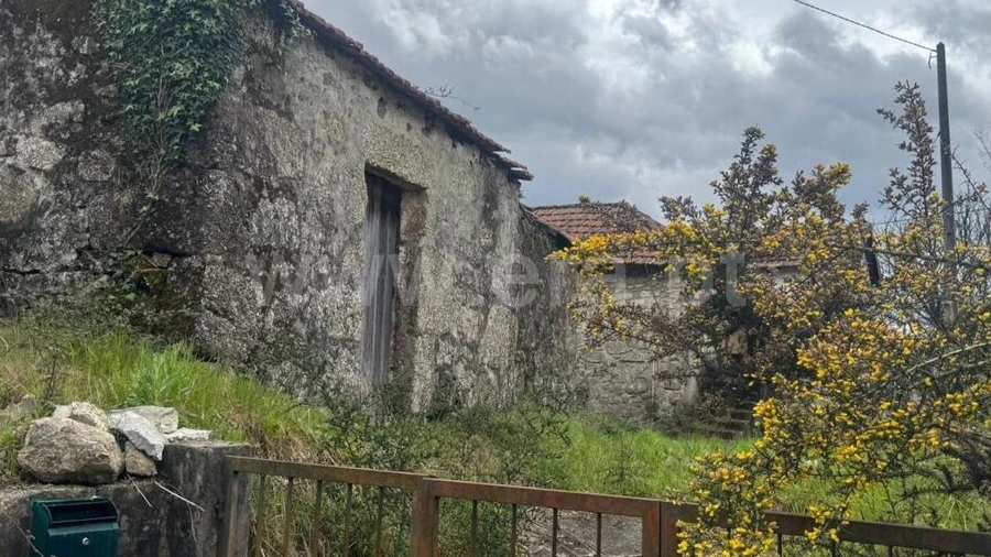Moradia T1 para Venda em Sousela