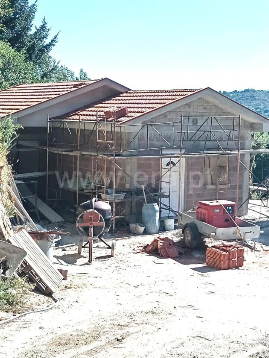 Terreno para Venda em Avessadas e Rosém Foto 3