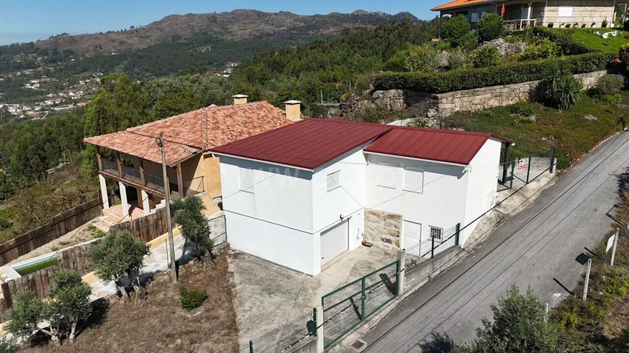 Moradia T3 para Venda em Penhalonga e Paços de Gaiolo Foto 3