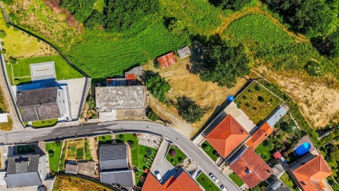 Armazém para Venda em Sande e São Lourenço