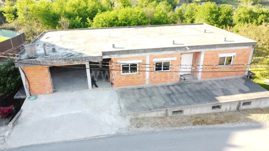 Armazém para Venda em Sande e São Lourenço Foto 14
