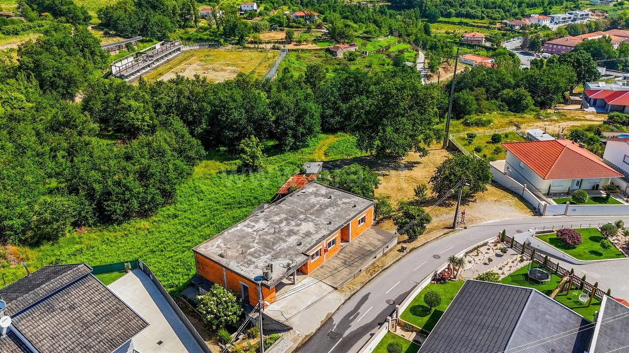 Armazém para Venda em Sande e São Lourenço Foto 2