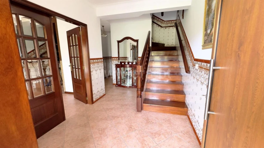 Moradia T4 para Venda em Alpendorada, Várzea e Torrão Foto 6