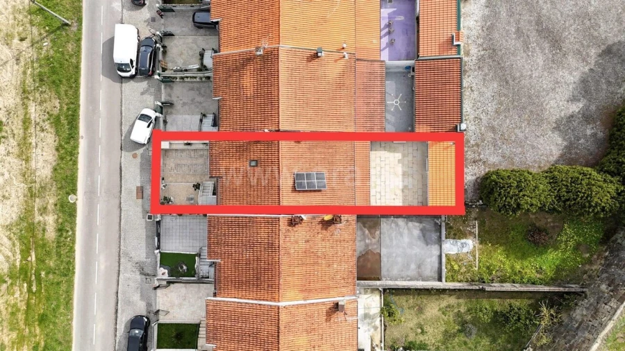 Moradia T4 para Venda em Alpendorada, Várzea e Torrão Foto 3