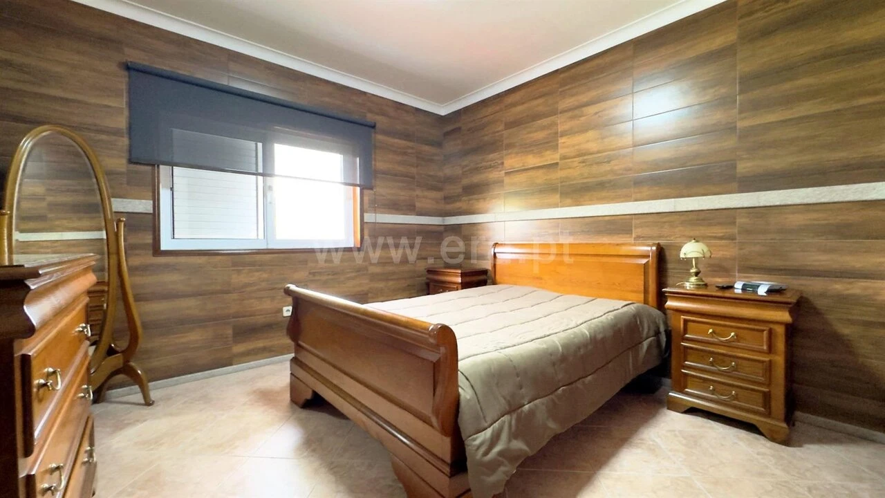 Moradia T4 para Venda em Alpendorada, Várzea e Torrão Foto 13